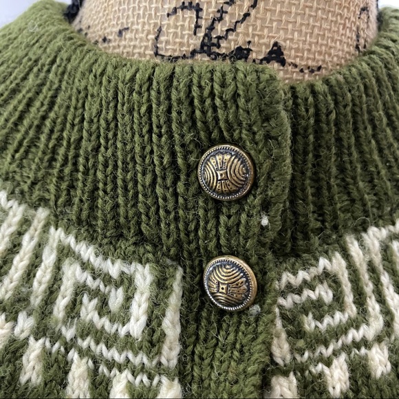 VTG Handmade Wool Knit Nordic Fair Isle Cardigan - Picture 5 of 14